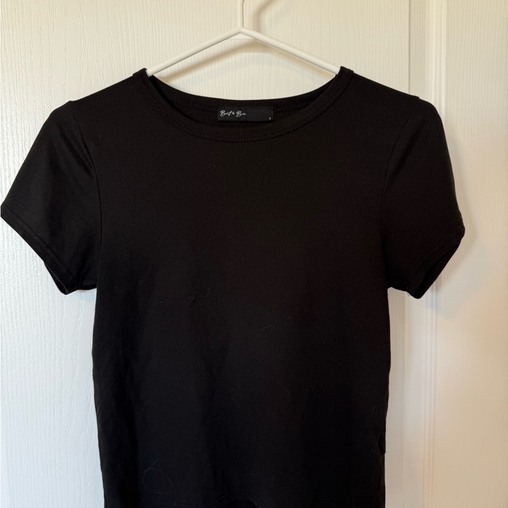 Black Short Sleeve Top